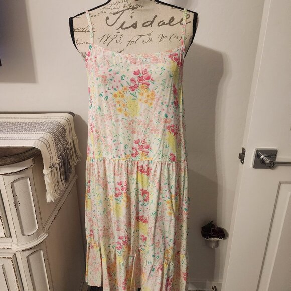 Spaghetti strap floral dress - Picture 1 of 5